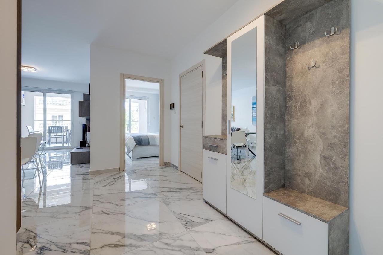 Modern Apartment Steps To St George'S Bay St. Julian's Exteriör bild